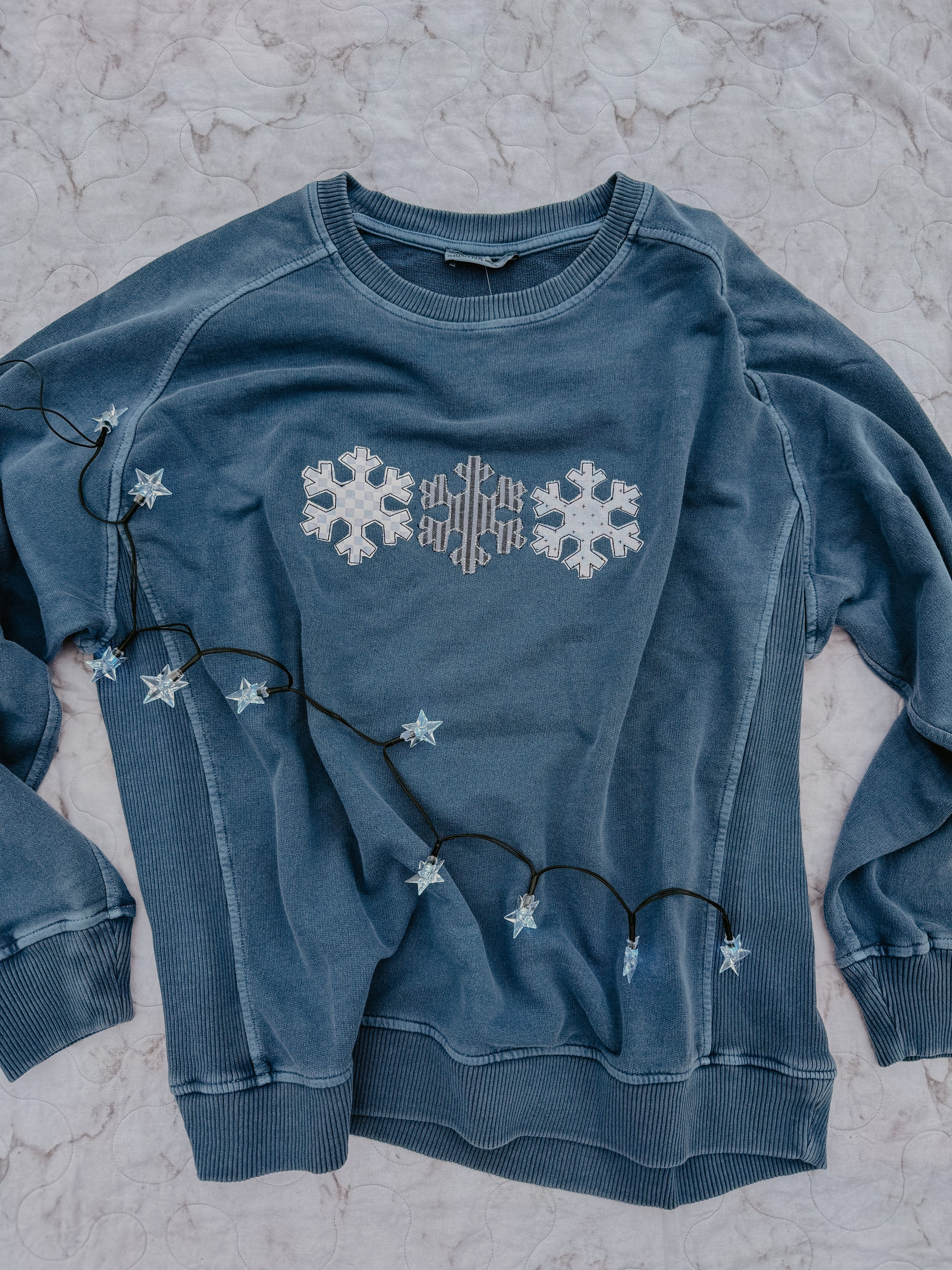 Let it Snow Sweatshirt